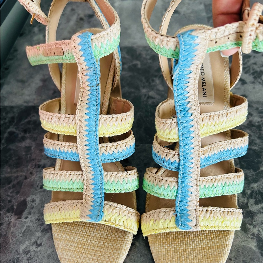 Shoes - Picture 3 of 4
